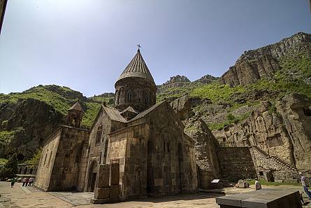 In the footsteps of Armenian history