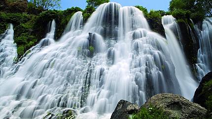 Shaki waterfall