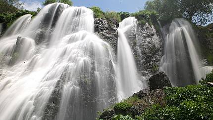 Shaki waterfall